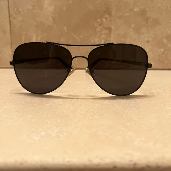 Coach Black Aviator Sunglasses - Picture 1 of 2